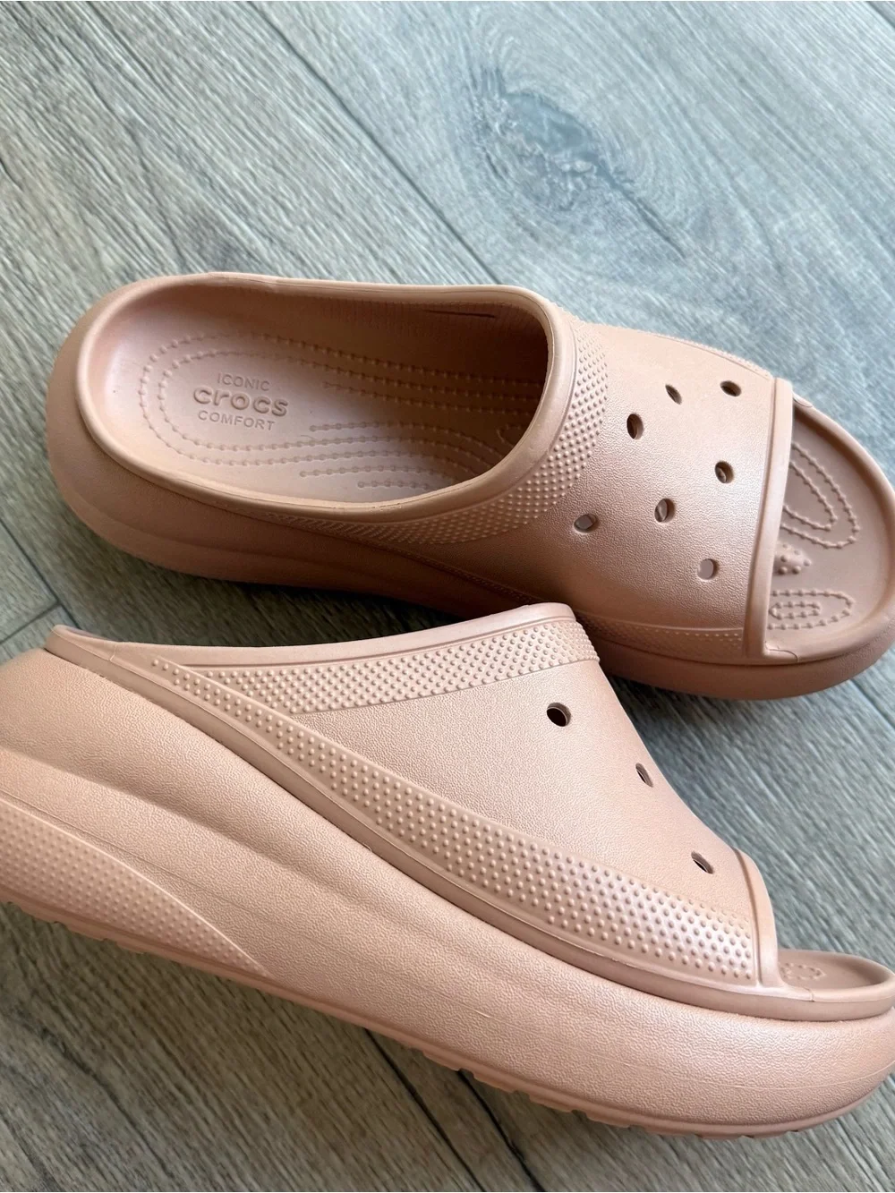 Crocs Crush slides cork brown size 9 women platform chunky sandals